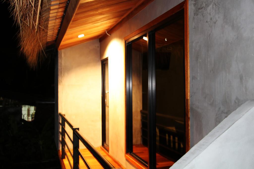 The Noi Guest House & Restaurant Koh Lipe Exterior foto