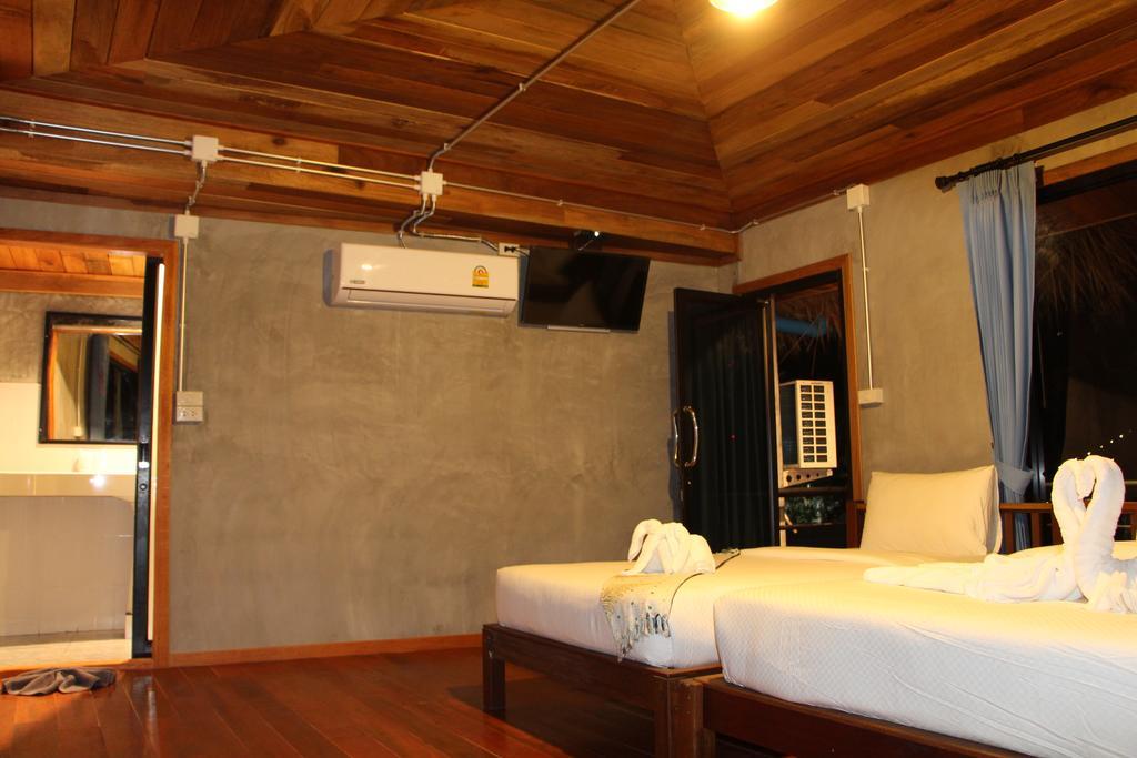 The Noi Guest House & Restaurant Koh Lipe Exterior foto